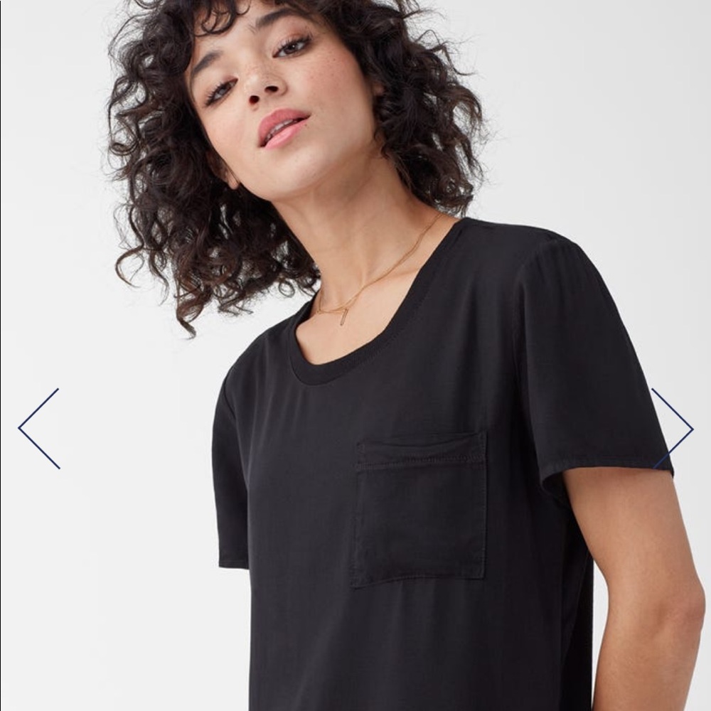 Black t-shirt dress - Picture 3 of 3